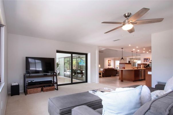 Interior, Kitchen, Living room, Pendant Lights, Recessed Lighting