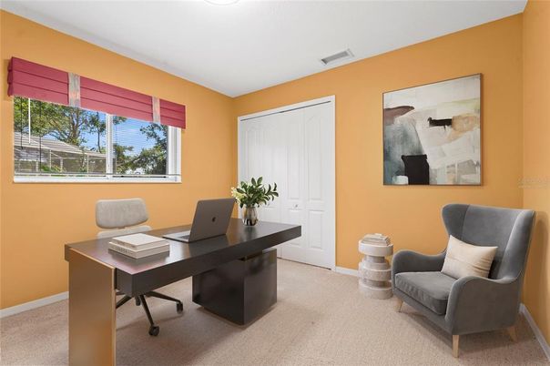 Home Office, Interior