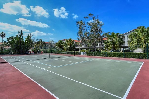 Exterior, Tennis Courts
