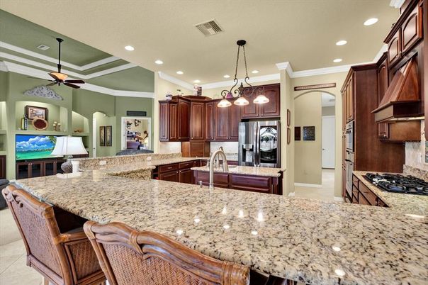 Interior, Kitchen, Pendant Lights, Recessed Lighting, Stainless Steel Appliances