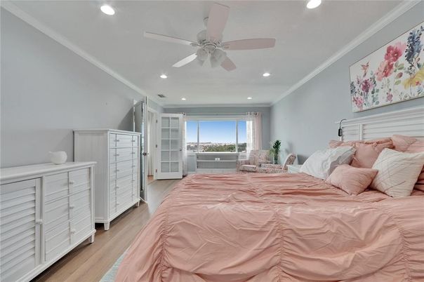 Bedroom, Interior, Recessed Lighting, Wood Texture Flooring