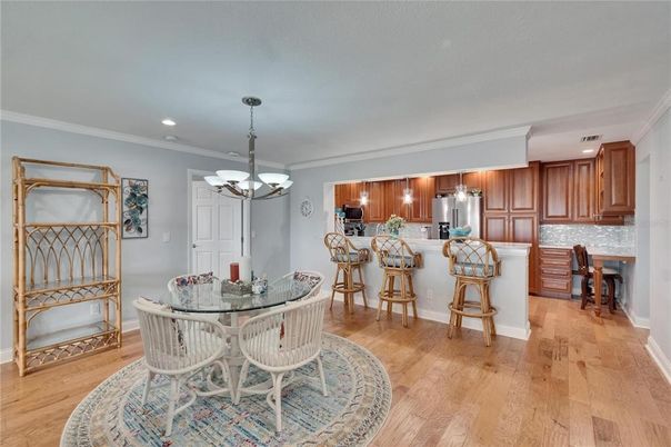 Chandelier, Dining room, Interior, Kitchen, Recessed Lighting, Wood Texture Flooring