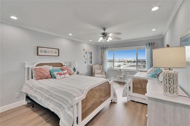 Bedroom, Interior, Recessed Lighting, Wood Texture Flooring