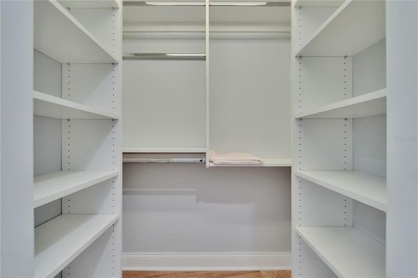 Interior, Walk-in Closets