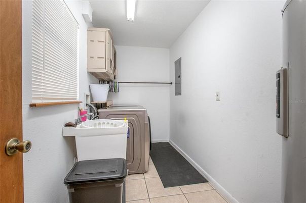 Interior, Washer