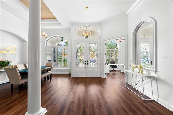Chandelier, Dining room, Interior, Pendant Lights, Wood Texture Flooring
