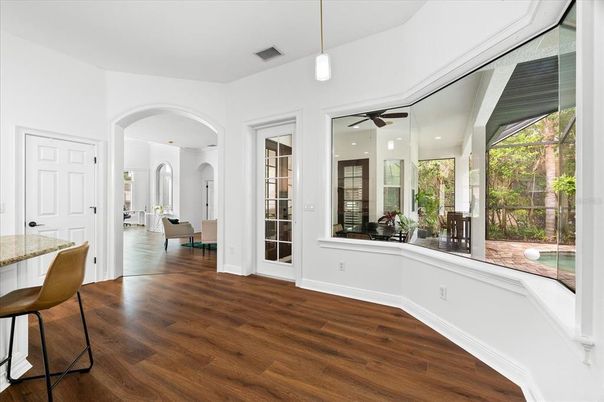 Interior, Pendant Lights, Recessed Lighting, Wood Texture Flooring