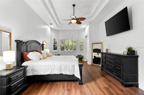 Bedroom, Interior, Recessed Lighting, Wood Texture Flooring
