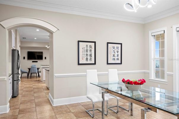 Dining room, Interior, Pendant Lights, Recessed Lighting