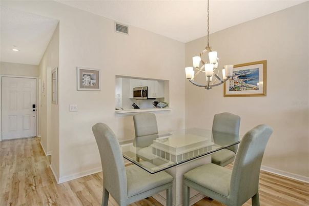 Chandelier, Dining room, Interior, Kitchen, Recessed Lighting, Wood Texture Flooring