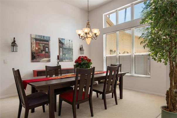 Chandelier, Dining room, Interior