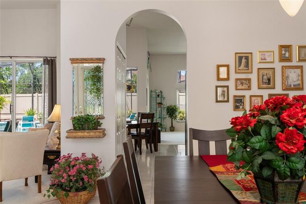 Dining room, Interior