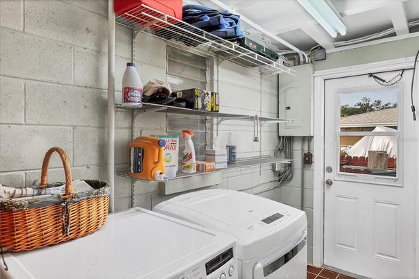 Interior, Washer
