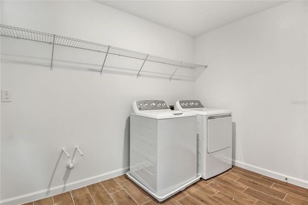 Interior, Washer, Wood Texture Flooring