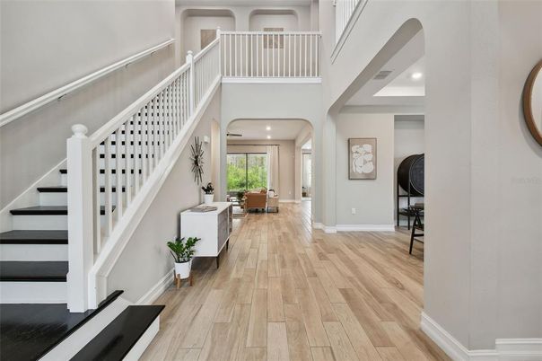 Interior, Recessed Lighting, Wood Texture Flooring