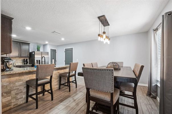 Dining room, Interior, Kitchen, Pendant Lights, Recessed Lighting, Wood Texture Flooring