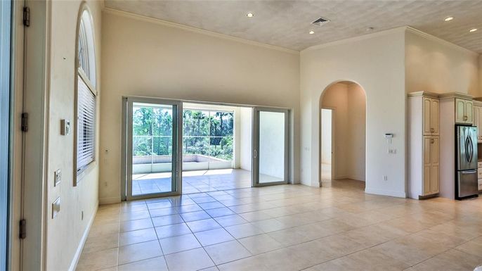 Empty room, Interior, Kitchen, Recessed Lighting