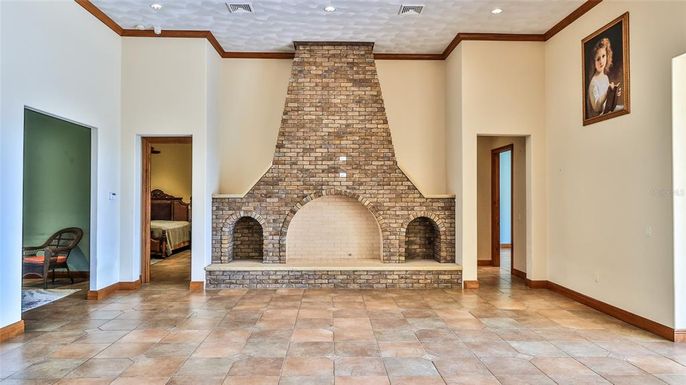 Fireplace, Interior, Recessed Lighting