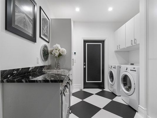 Interior, Recessed Lighting, Washer