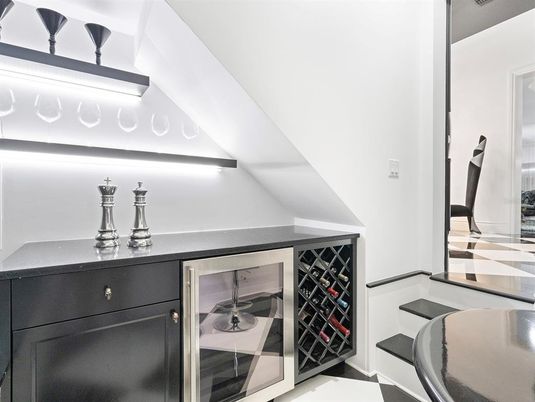Interior, Wine Storage