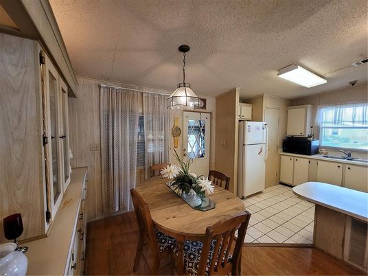 Dining room, Interior, Kitchen, Pendant Lights, Wood Texture Flooring
