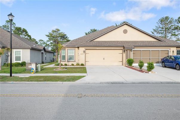 Attached, Exterior, Facade, Ranch