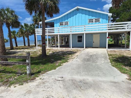 Backyard, Exterior, Water
