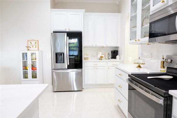 Interior, Kitchen, Stainless Steel Appliances