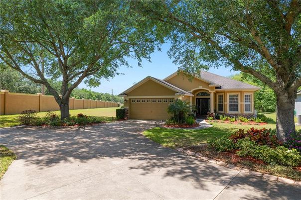 Attached, Backyard, Exterior, Facade, Ranch