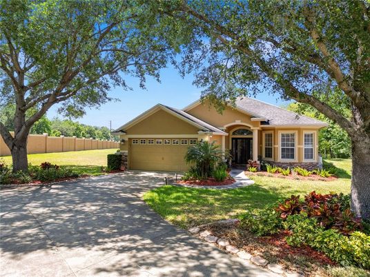 Attached, Backyard, Exterior, Facade, Ranch