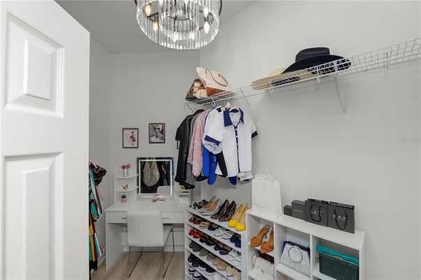 Chandelier, Home Office, Interior, Walk-in Closets, Wood Texture Flooring