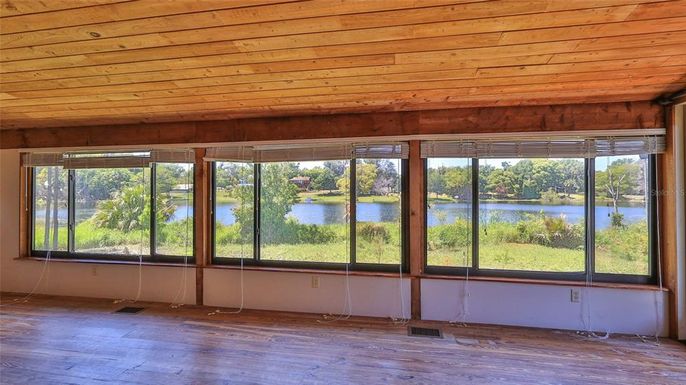 Empty room, Interior, Water, Wooden Ceilings, Wood Texture Flooring