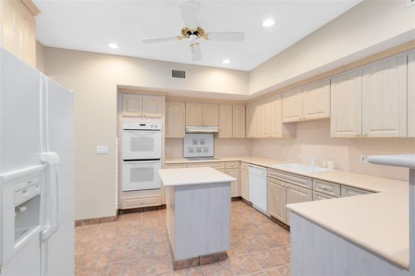 Interior, Kitchen, Recessed Lighting