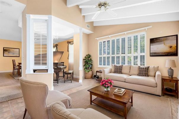 Dining room, Interior, Living room, Piano
