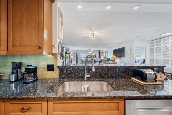Interior, Kitchen, Recessed Lighting