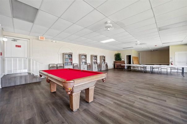 Billiard Table, Game Room, Interior, Wood Texture Flooring