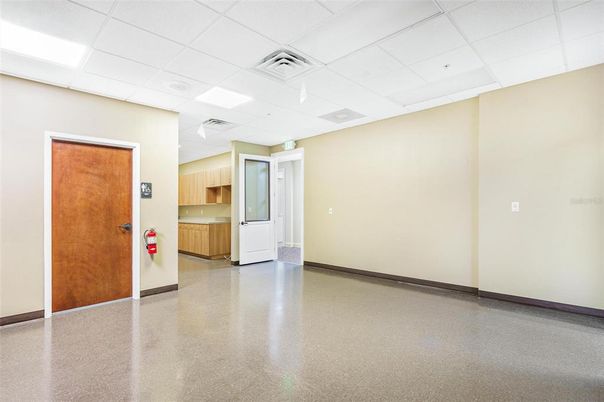 Empty room, Interior, Kitchen, Recessed Lighting