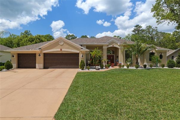 Attached, Backyard, Exterior, Facade, Ranch