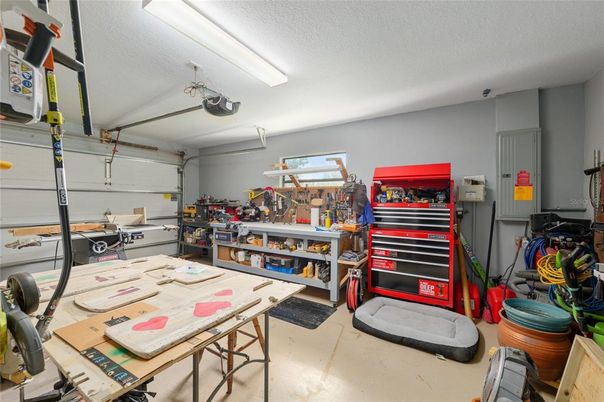 Garage, Interior