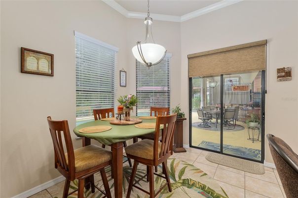 Dining room, Interior, Pendant Lights