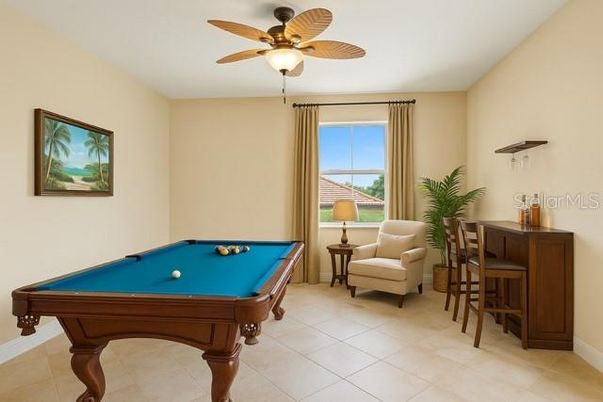Billiard Table, Game Room, Interior