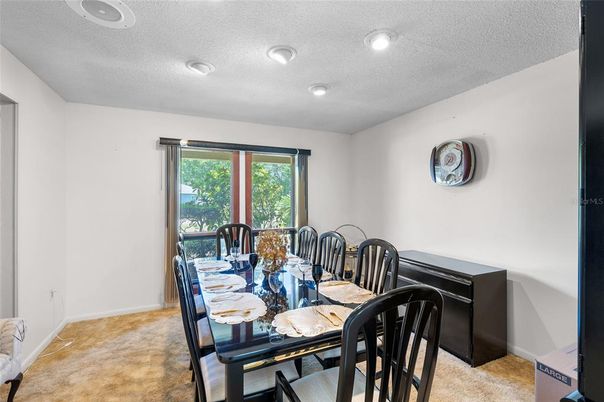 Dining room, Interior, Recessed Lighting