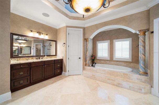 Bathroom, Dual Sink Vanities, Interior