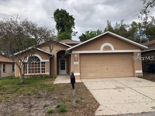 Attached, Exterior, Facade, Ranch