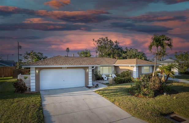 Attached, Backyard, Exterior, Facade, Ranch
