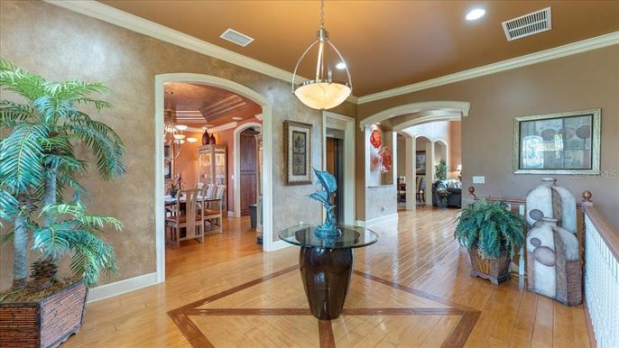 Dining room, Interior, Pendant Lights, Recessed Lighting, Wood Texture Flooring
