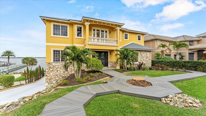 Backyard, Exterior, Facade, Water, Mediterranean