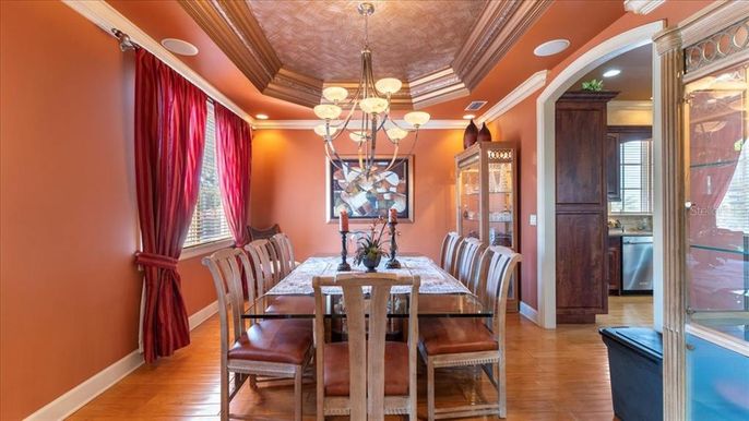 Chandelier, Dining room, Interior, Recessed Lighting, Wood Texture Flooring