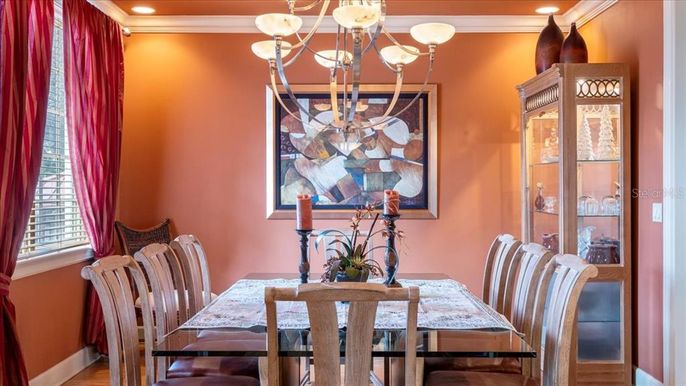 Chandelier, Dining room, Interior, Recessed Lighting, Wood Texture Flooring