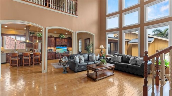 Interior, Kitchen, Living room, Pendant Lights, Recessed Lighting, Wood Texture Flooring